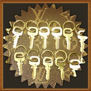 Louis Vuitton Key 1 pc Brass 💯%Authentic